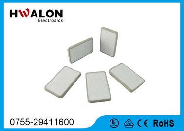 Biały kolor Mały element ceramiczny PTC 12 - 24 prostokątny układ napięcia