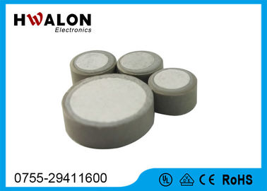 Biały kolor Mały element ceramiczny PTC 12 - 24 prostokątny układ napięcia
