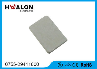 Biały kolor Mały element ceramiczny PTC 12 - 24 prostokątny układ napięcia
